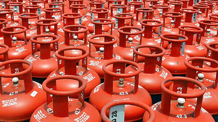 12kg LPG cylinder price slashed by Tk30