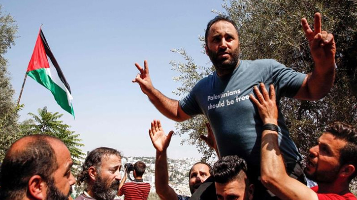 Palestinian activist wins prize for peaceful resistance