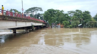 Flood worsen in Moulovibazar, water level cross danger marks