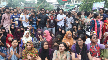 Students leave Shahbagh: traffic becomes normal