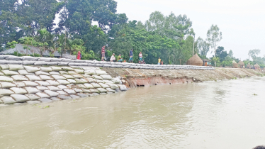 Illegal sand extraction causes erosion, displaces hundreds