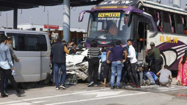 5 killed as bus crushes vehicles at Dhaka-Mawa expressway toll plaza