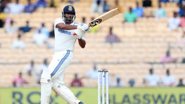 Ashwin, Jadeja add up 100 runs after losing six