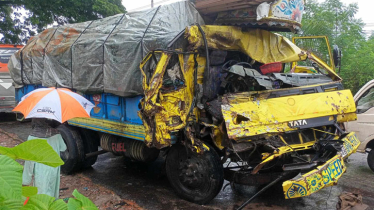 Four killed, 10 injured in Tangail road crash