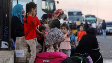 100,000 have fled Lebanon for Syria amid Israeli strikes