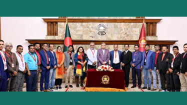 President urges journalists to foster non-discriminatory, democratic Bangladesh