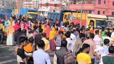 Workers block Dhaka-Tangail Highway demanding reopening of factories