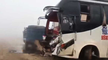 Dense fog causes six-vehicle pileup on Dhaka-Rangpur highway, 25 injured