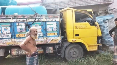 2 killed as truck ploughs into shop in Jashore