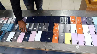 Mobile phone seized from aircraft Shah Amanat International Airport in Ctg