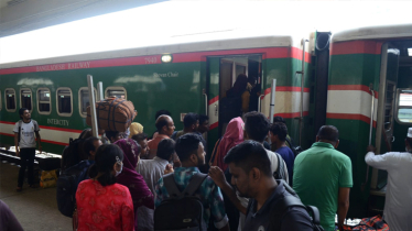Eid holidaymakers become happy for comfortable train journey