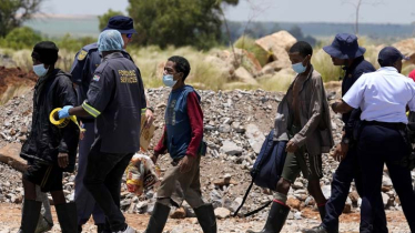 Death toll rises to 87 as standoff between police and miners ends in South Africa