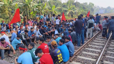 Students block railway line in Gazipur demanding renaming of Bangabandhu Digital University