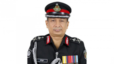 Govt extends IGP Mamun’s tenure by another year