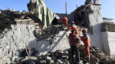 Strong earthquake kills at least 53 people in western China