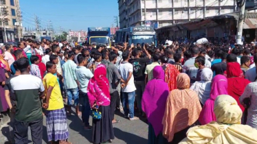 RMG workers block Dhaka-M’sing highway demand dues