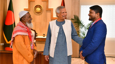 ‘Consider me as Rangpur adviser’, Dr Yunus tells Sayed’s family