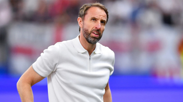 No hurry to Southgate Return on England