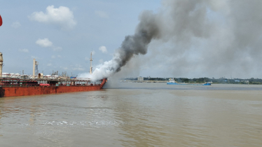 Vessel catches fire after blast in Karnaphuli River