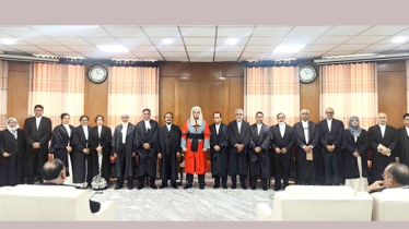 Newly-appointed HC judges take oath