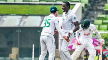 Rabada leaves Bangladesh at troublesome 137-8 at lunch