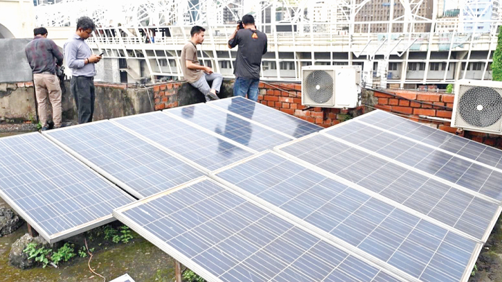 Thrust on industries to benefit from falling rooftop solar cost