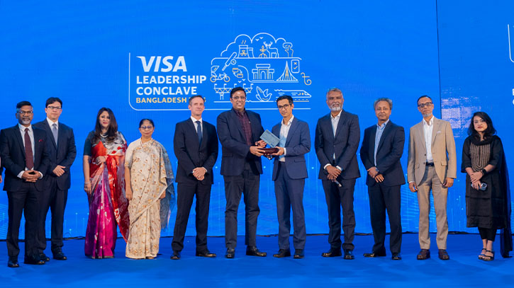 Standard Chartered secures 3 awards at Visa’s Payments Excellence