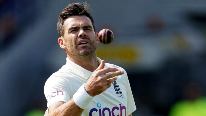 James Anderson, England’s enduring ’king of swing’