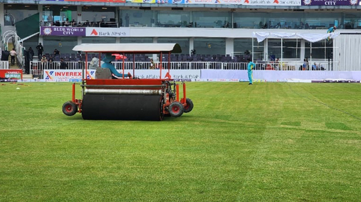 Bangladesh vs Pakistan: Toss delayed by wet outfield