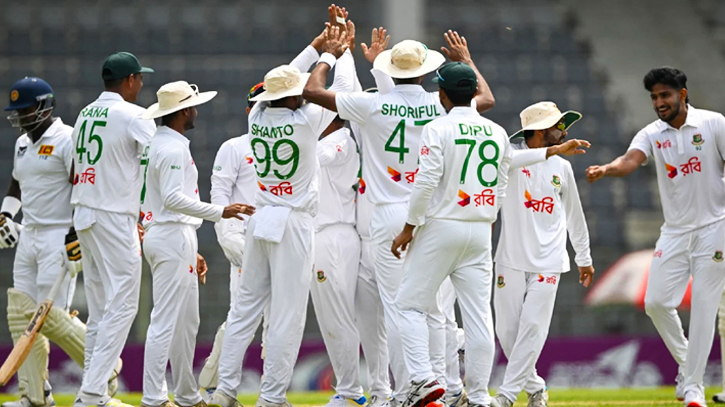 Bangladesh lose quick wickets after Sri Lanka post 280