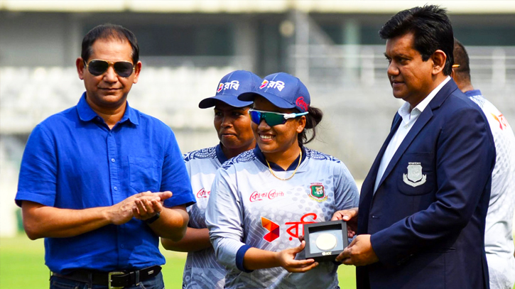 Cricketer Nahida Akter receives ICC Player of the Month award