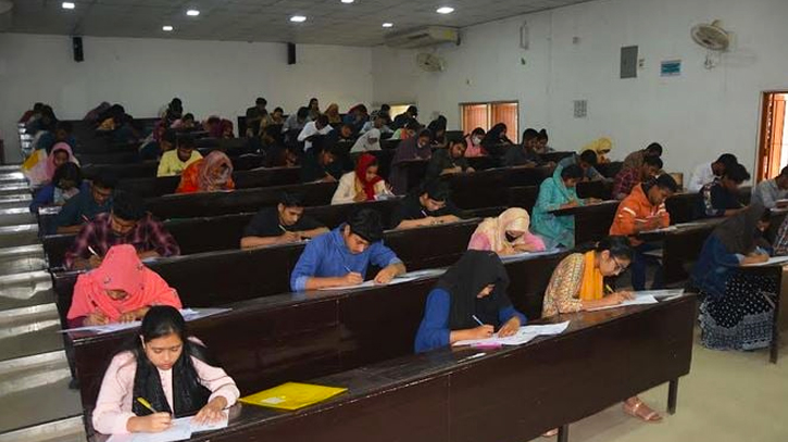 2nd day’s RU admission test held peacefully