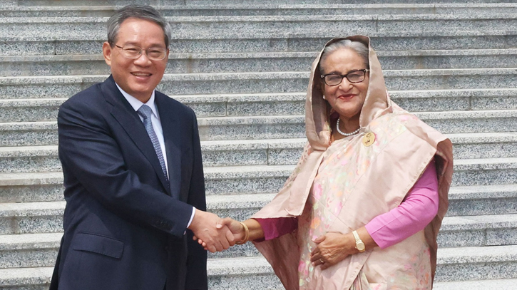 Dhaka, Beijing sign 21 instruments, announce 7 projects