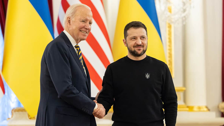 Biden talks with Zelensky, announces new military aid for Kyiv