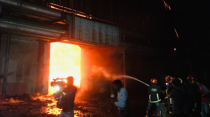 Fire at S Alam’s Chattogram sugar mill still raging