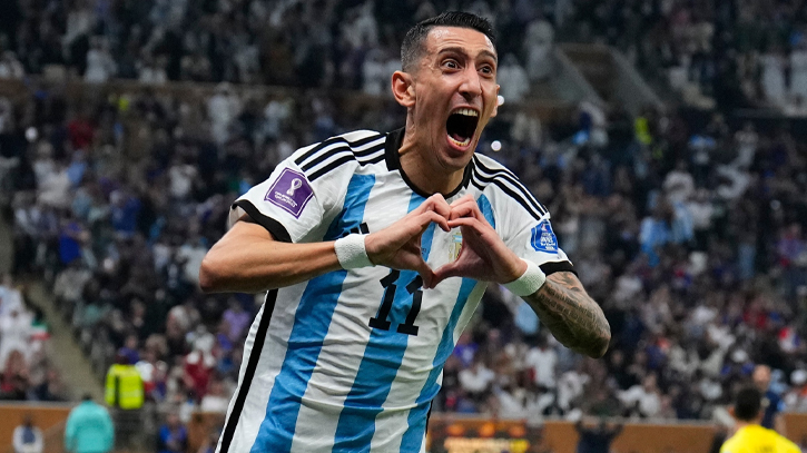 Pig’s head threat sees Di Maria abandon return to Argentina