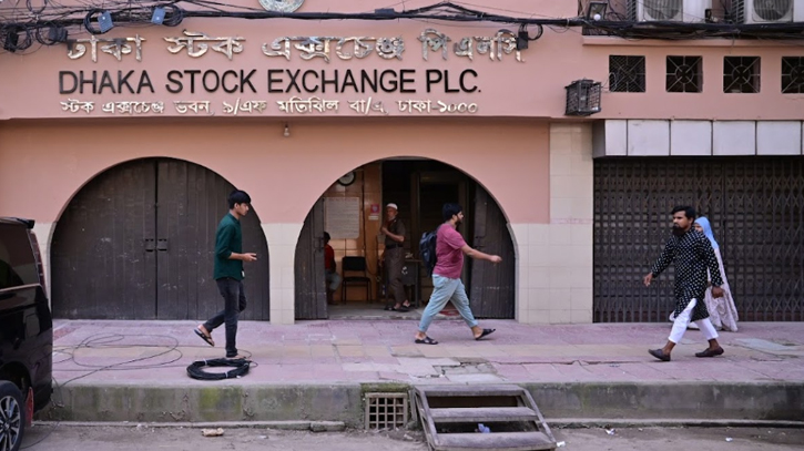 DSE index hits four-month low amid investor concerns