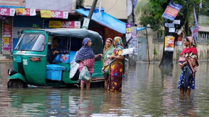 Death climbs 67: 6 lakh families still stranded from flood