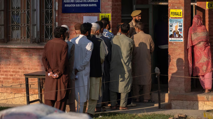 Voting for local government opens in Indian-controlled Kashmir