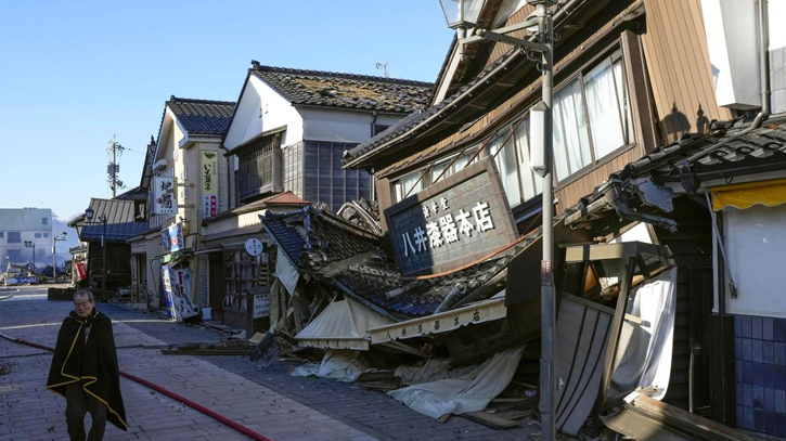 Japan set to lift ’megaquake’ warning