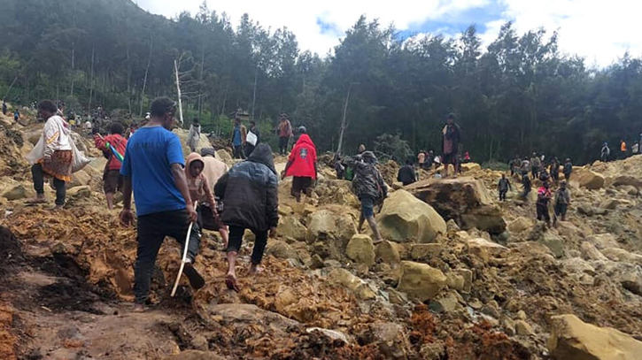 Tribal violence hinders access to deadly PNG landslide