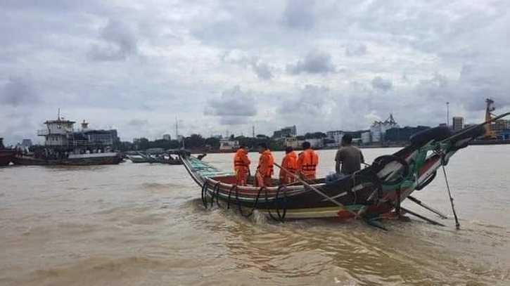 Rescuers recover 5 bodies after Myanmar river accident