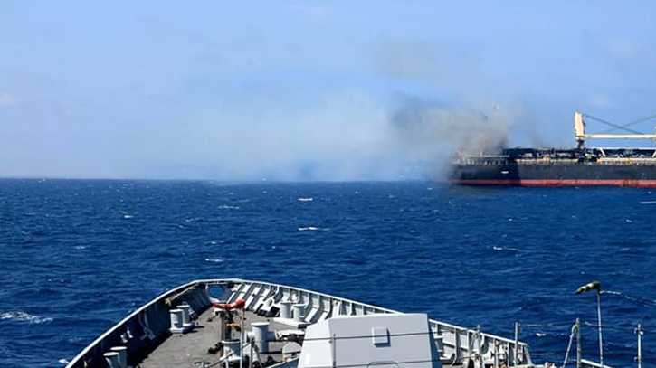 Crew evacuated as ship hit by Yemen rebels drifts in Red Sea