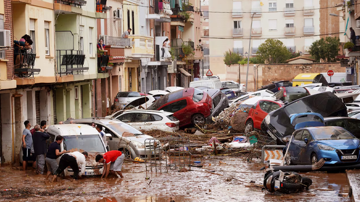 Spain floods death toll hits 95