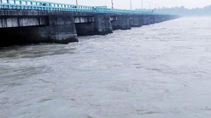 44 Teesta barrage gates opened as river swells