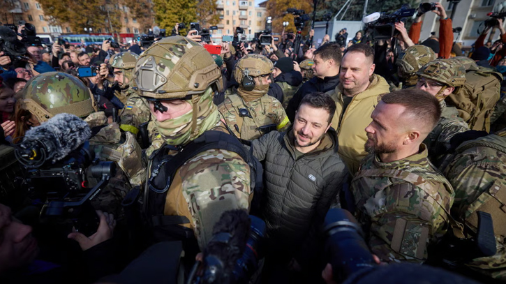 In Ukraine, soldiers and civilians shrug off Zelensky’s summit