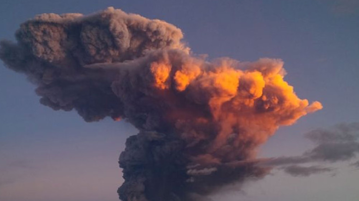 Ecuador volcano rumbles, spews ash cloud