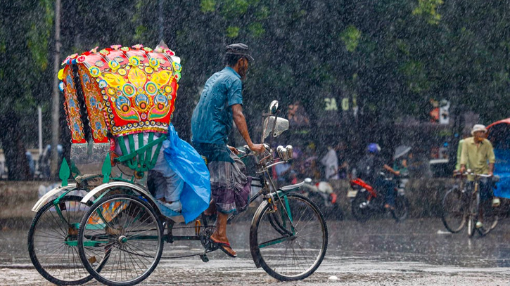 ঢাকাসহ সব বিভাগে বজ্রসহ বৃষ্টির আভাস