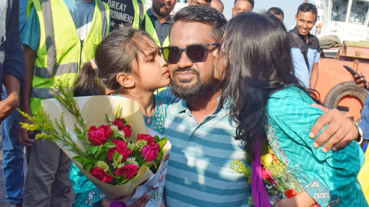 Kids welcoming their father who returns after long days.